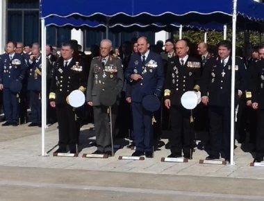 Με δεκαεννέα κανονιοβολισμούς ολοκληρώθηκε η τελετή παράδοσης - παραλαβής Α/ΓΕΕΘΑ